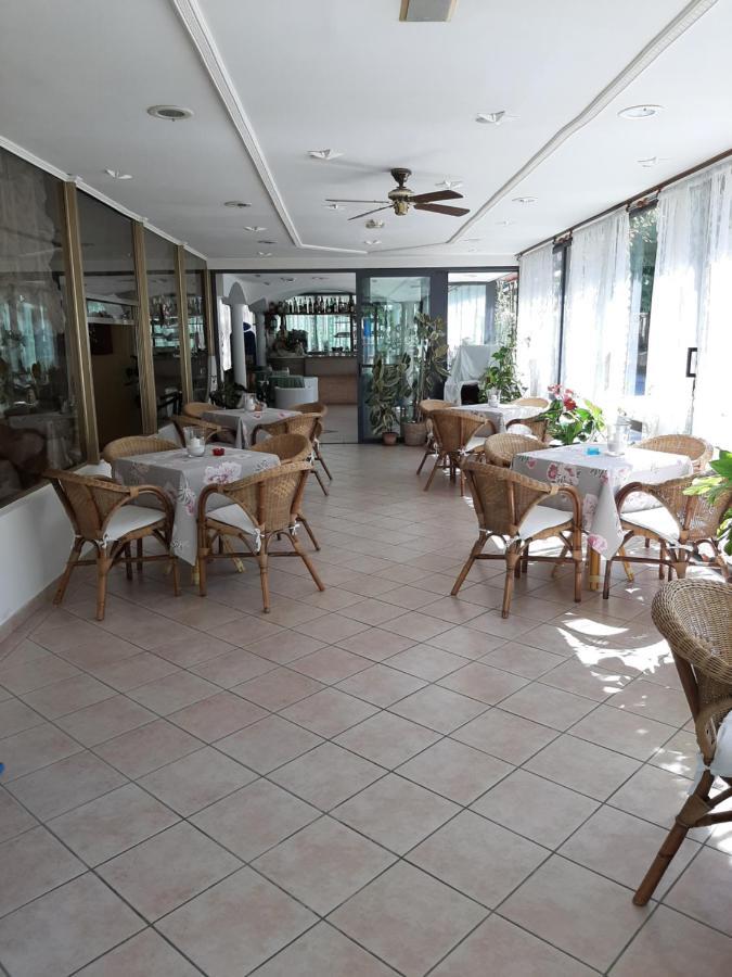 Hotel Alfredo'S 리미니 외부 사진