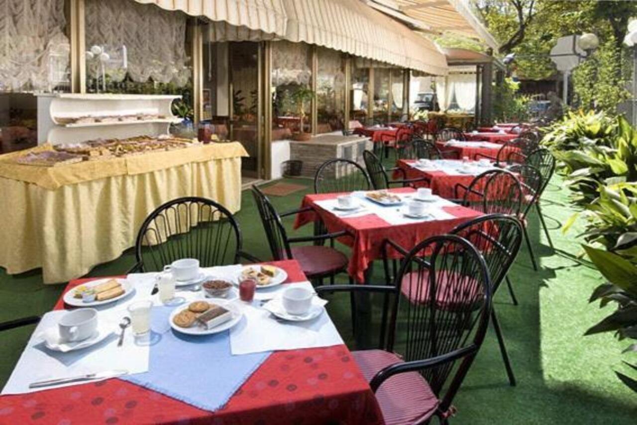 Hotel Alfredo'S 리미니 외부 사진